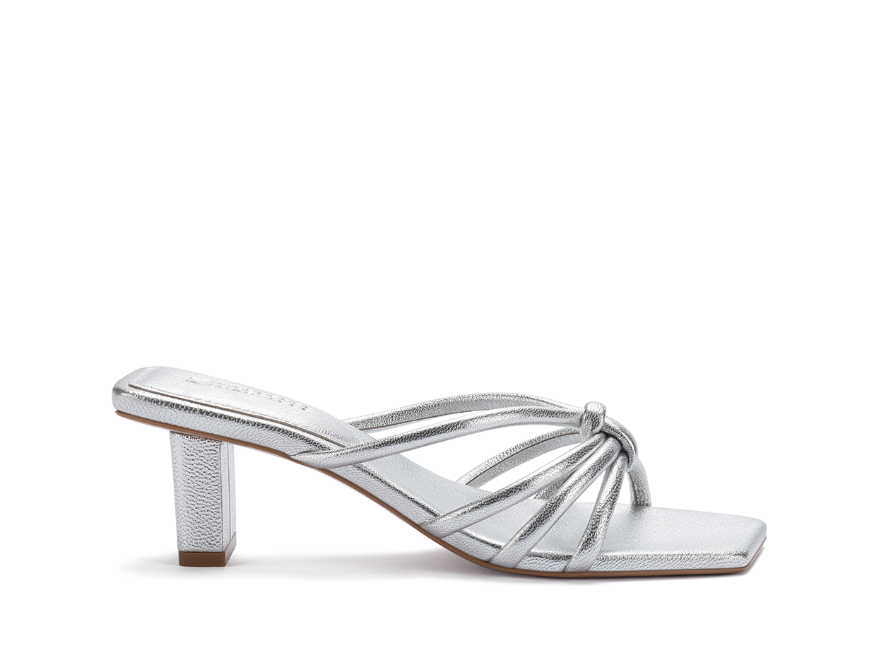 Mercedes castillo 2025 amelea sandal