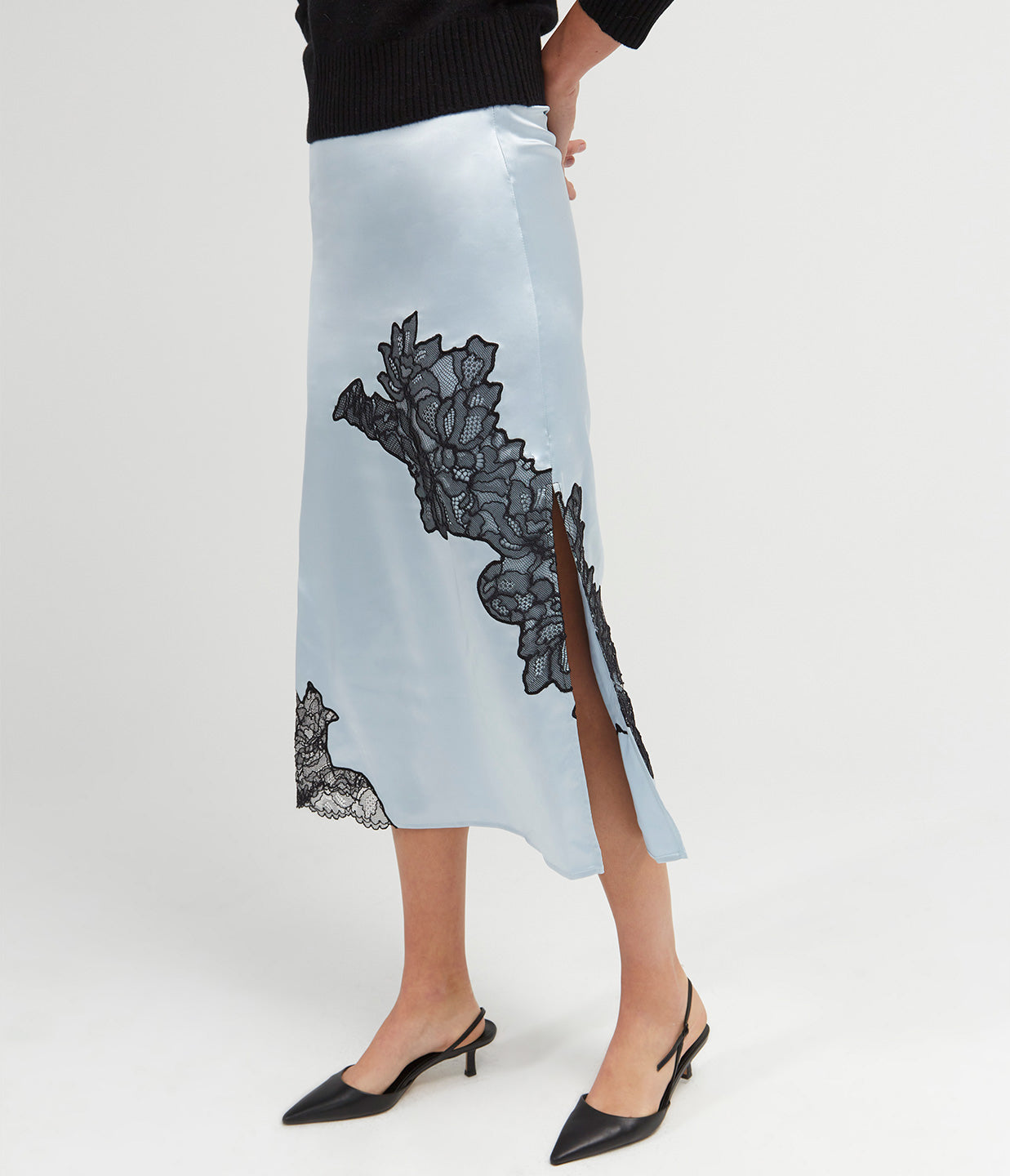 Satin Lace Skirt in Skyway – Mode Sportif Satin Lace Skirt in Skyway – Mode Sportif