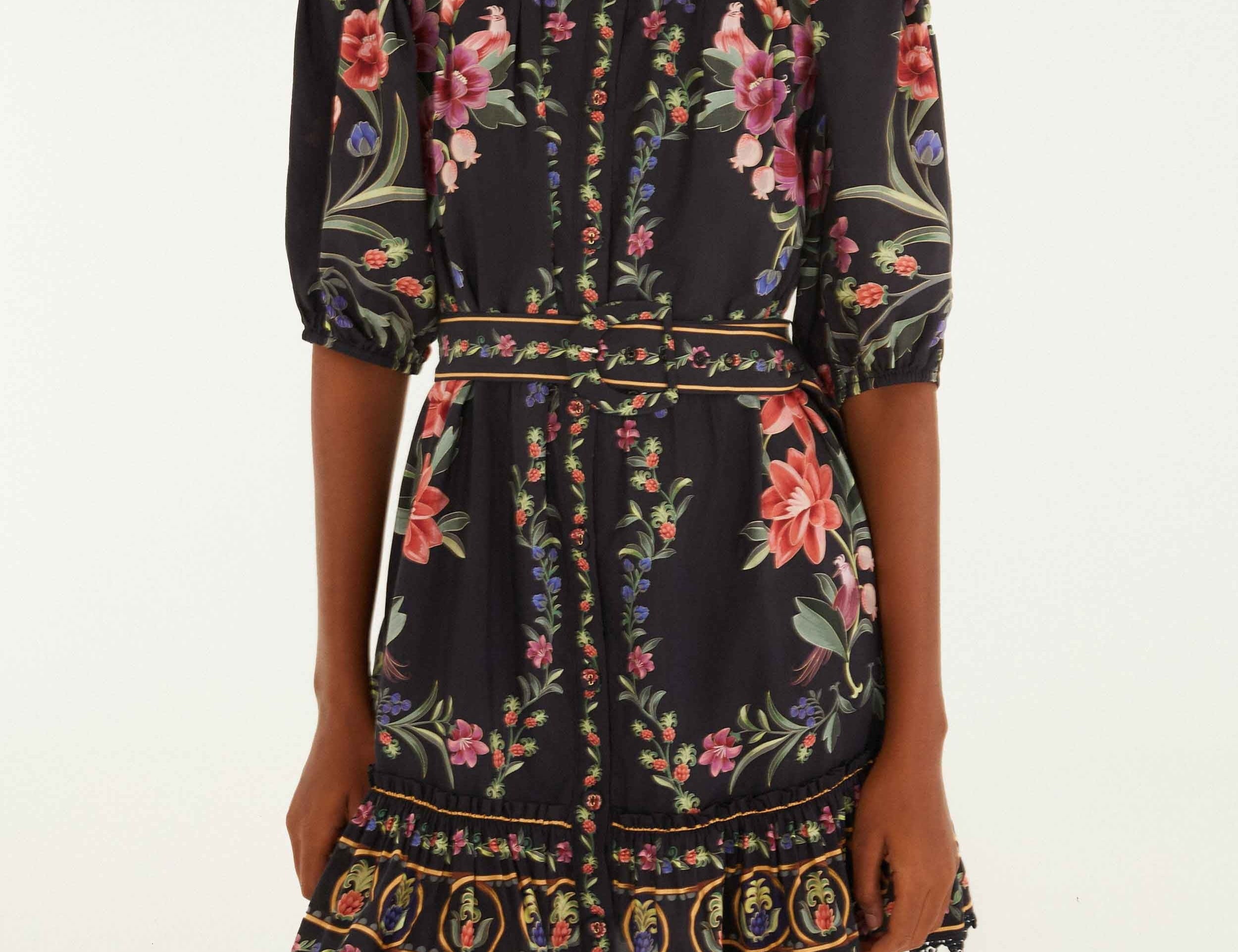 Farm Rio Chenille Flowers Black Midi Dress Mode Sportif Farm Rio Chenille Flowers Black Midi Dress Mode Sportif