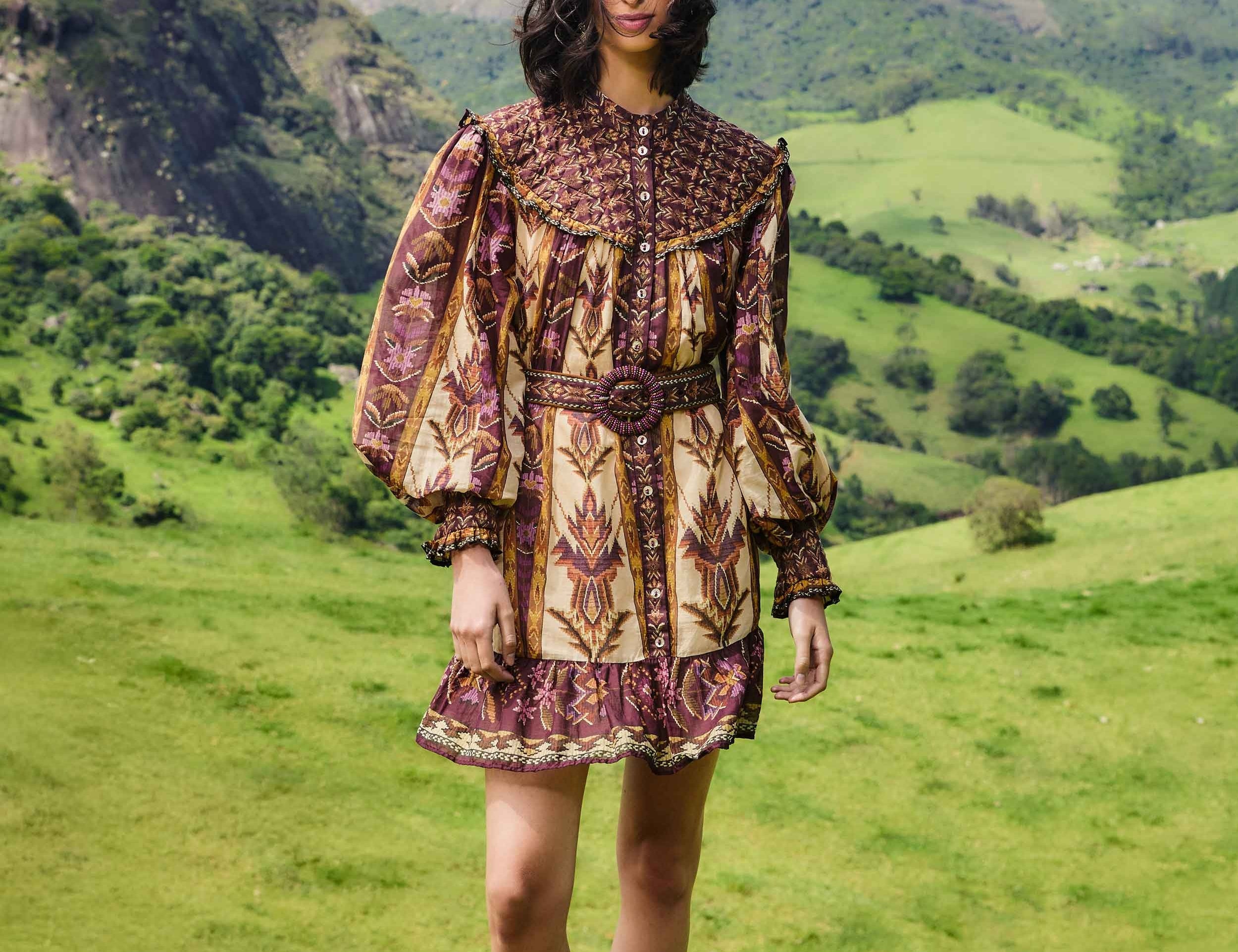 Farm Rio Chenille Flowers Black Midi Dress Mode Sportif Farm Rio Chenille Flowers Black Midi Dress Mode Sportif