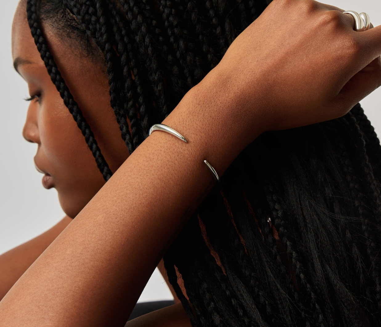 送料・関税込み ★MISSOMA★ クロー カフ Claw Cuff Missoma - Claw Cuff in Silver – Mode Sportif