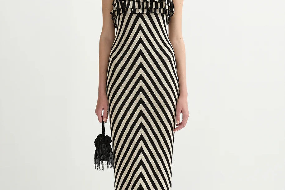 Is The Juul Charger Wireless Posse Miles Strapless Dress in Cream Black Mode Sportif Introducing the Is The Juul Charger Wireless Posse Miles Strapless Dress in Cream Black Mode Sportif Introducing the